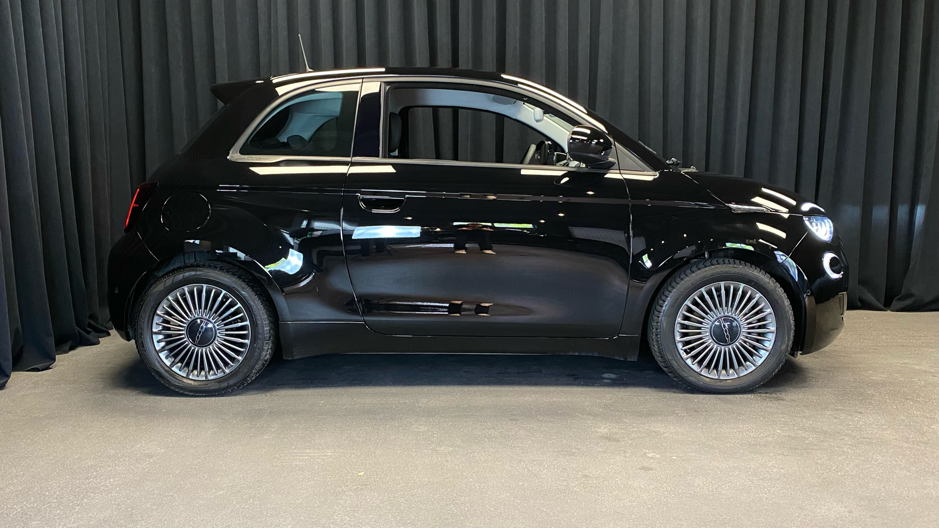 Sort Fiat 500e fra 2021
