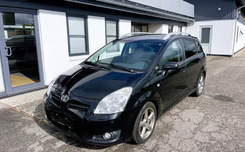 Toyota Corolla Verso 2,2 D-4D 136 Sol 7prs