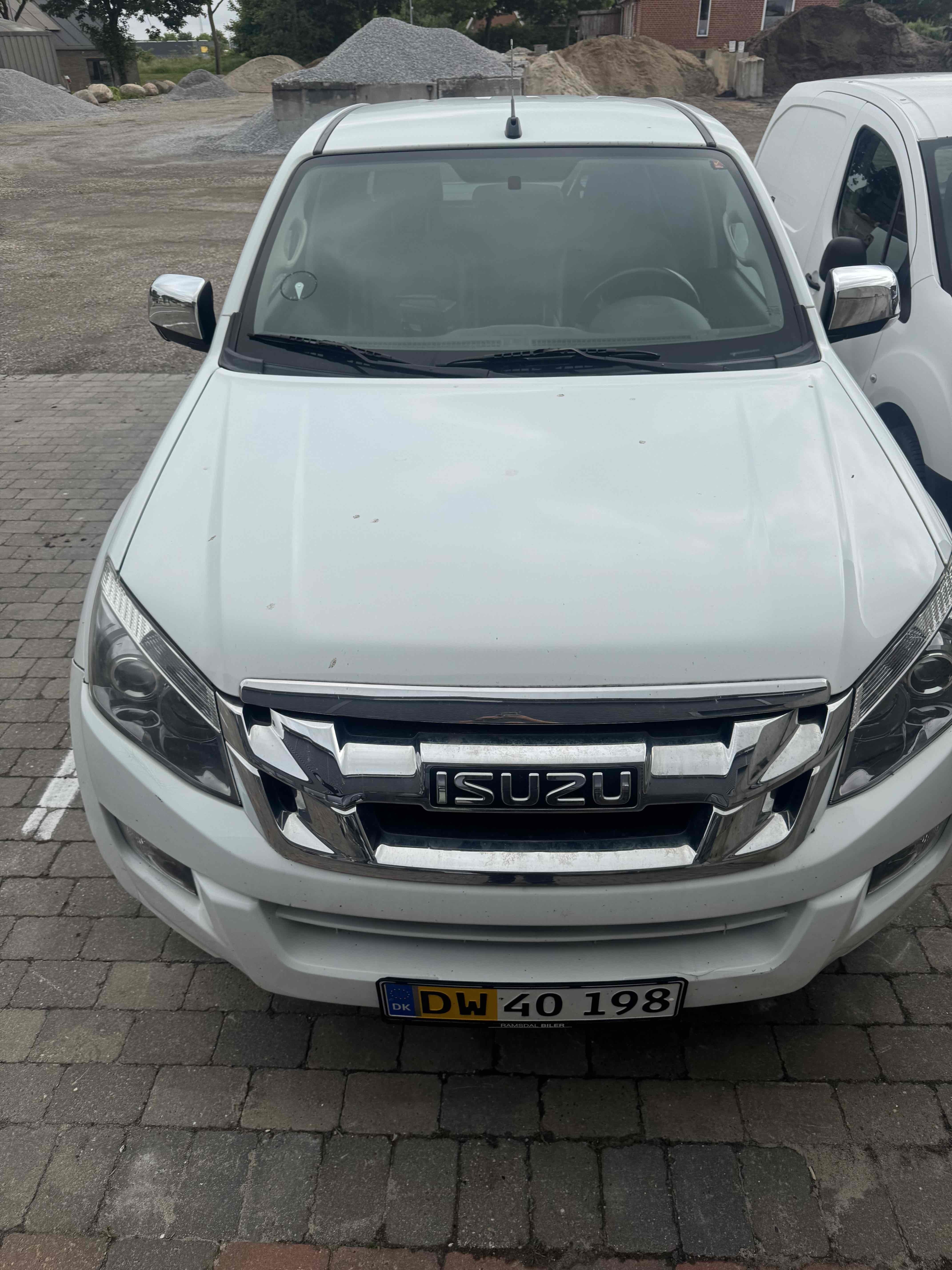 Isuzu D-Max 2,5 2.5 Crew Cab Aut. 5