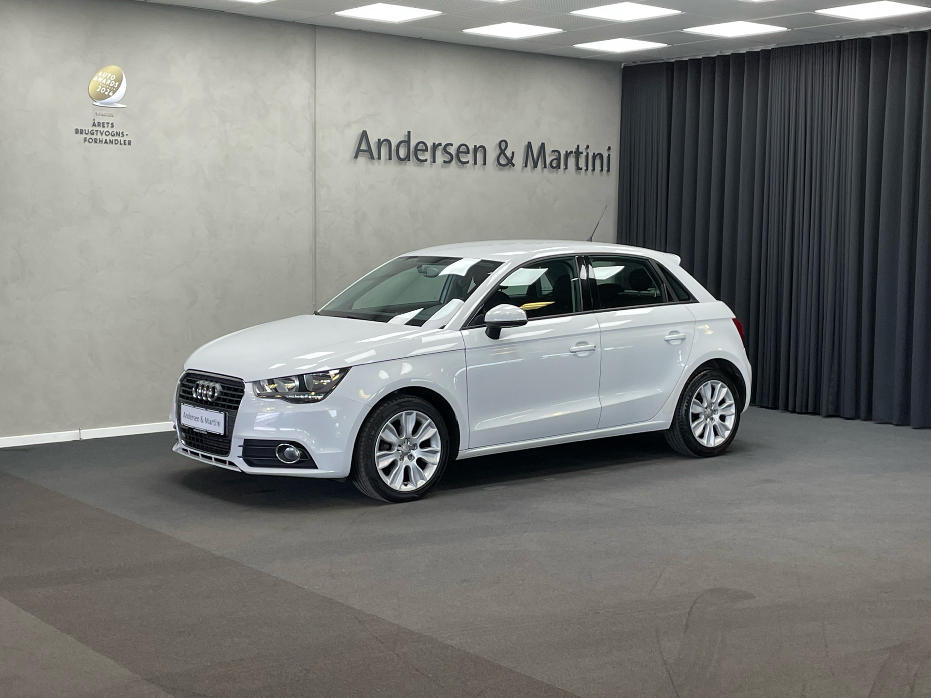Hvid Audi A1 fra 2014