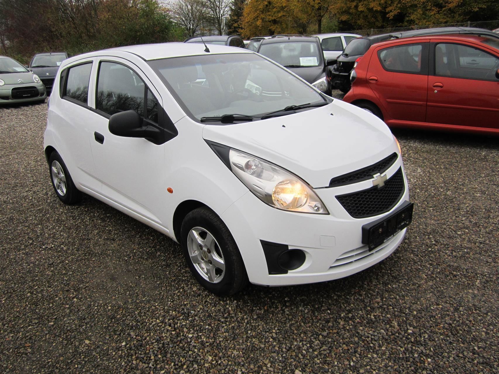 Hvid Chevrolet Spark fra 2011