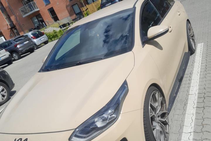 Hvid Kia ProCeed fra 2019