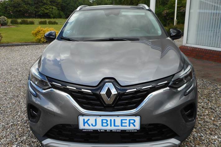 Grå Renault Captur fra 2020