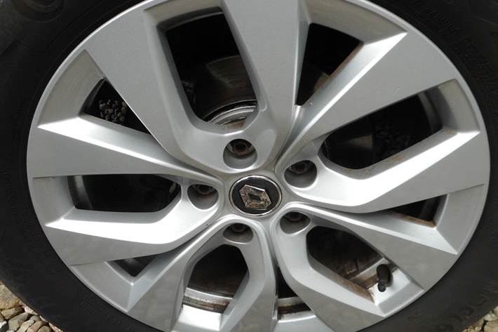 Grå Renault Captur fra 2020