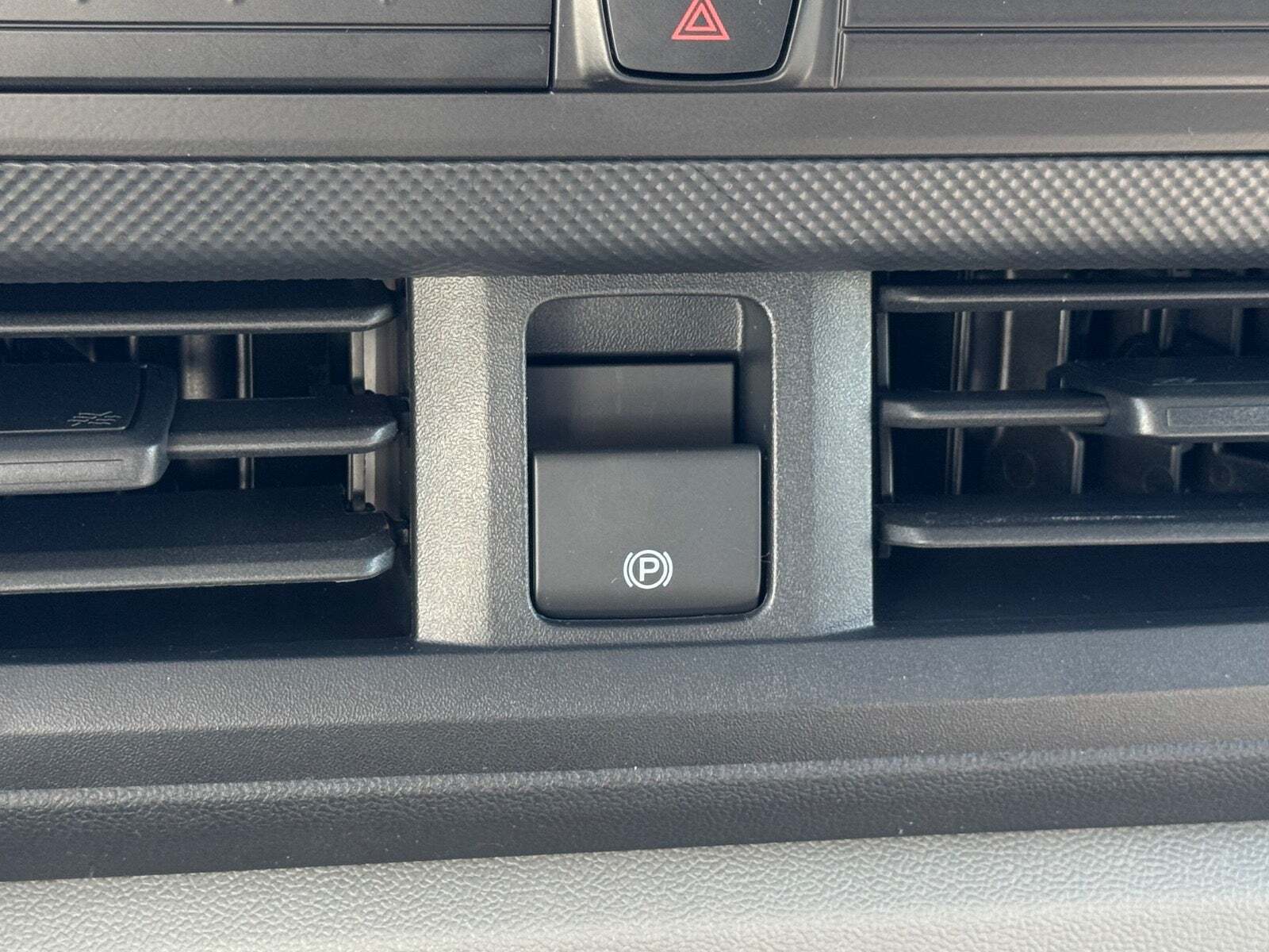 undefined Ford Transit Custom 320L fra 2025