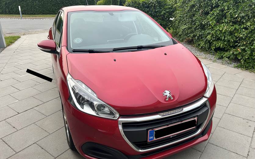 Peugeot 208 1,6 BlueHDI 100 hk 5D