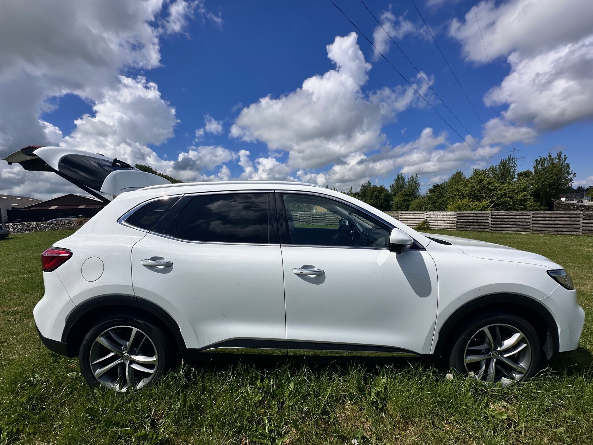 MG EHS 1,5 5-dørs Aut. 6