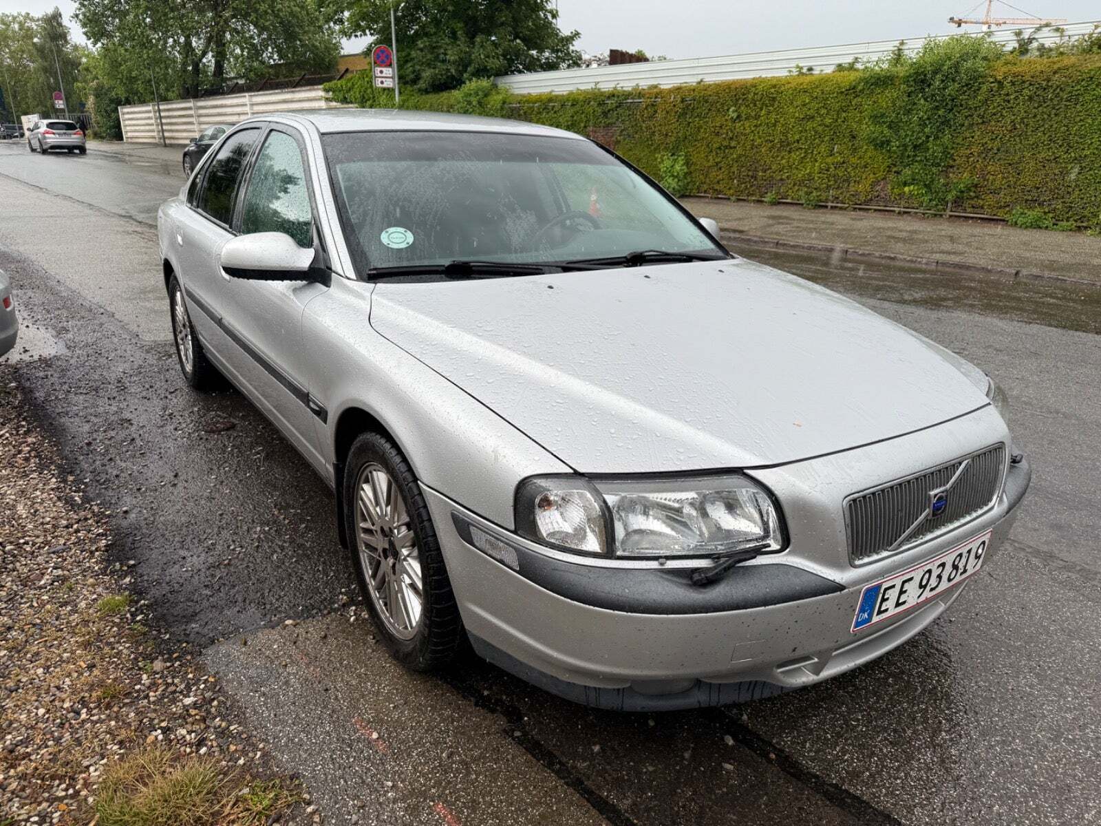 Grå Volvo S80 fra 2000