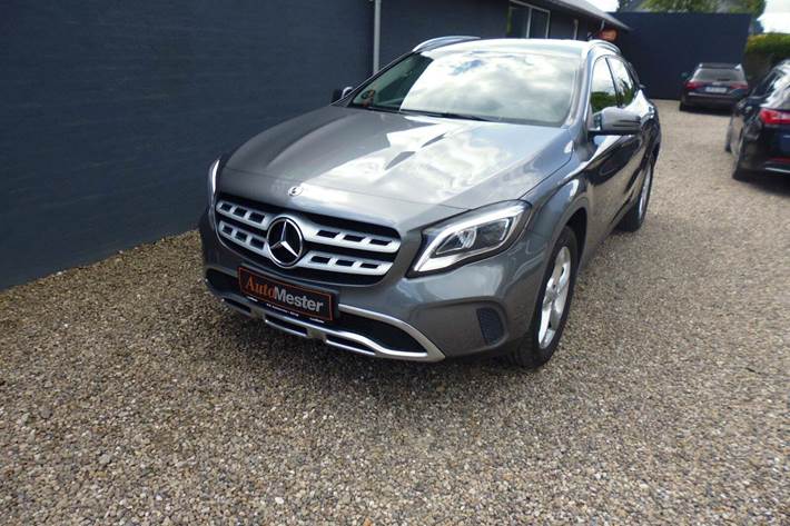 undefined Mercedes GLA200 fra 2019 set udefra