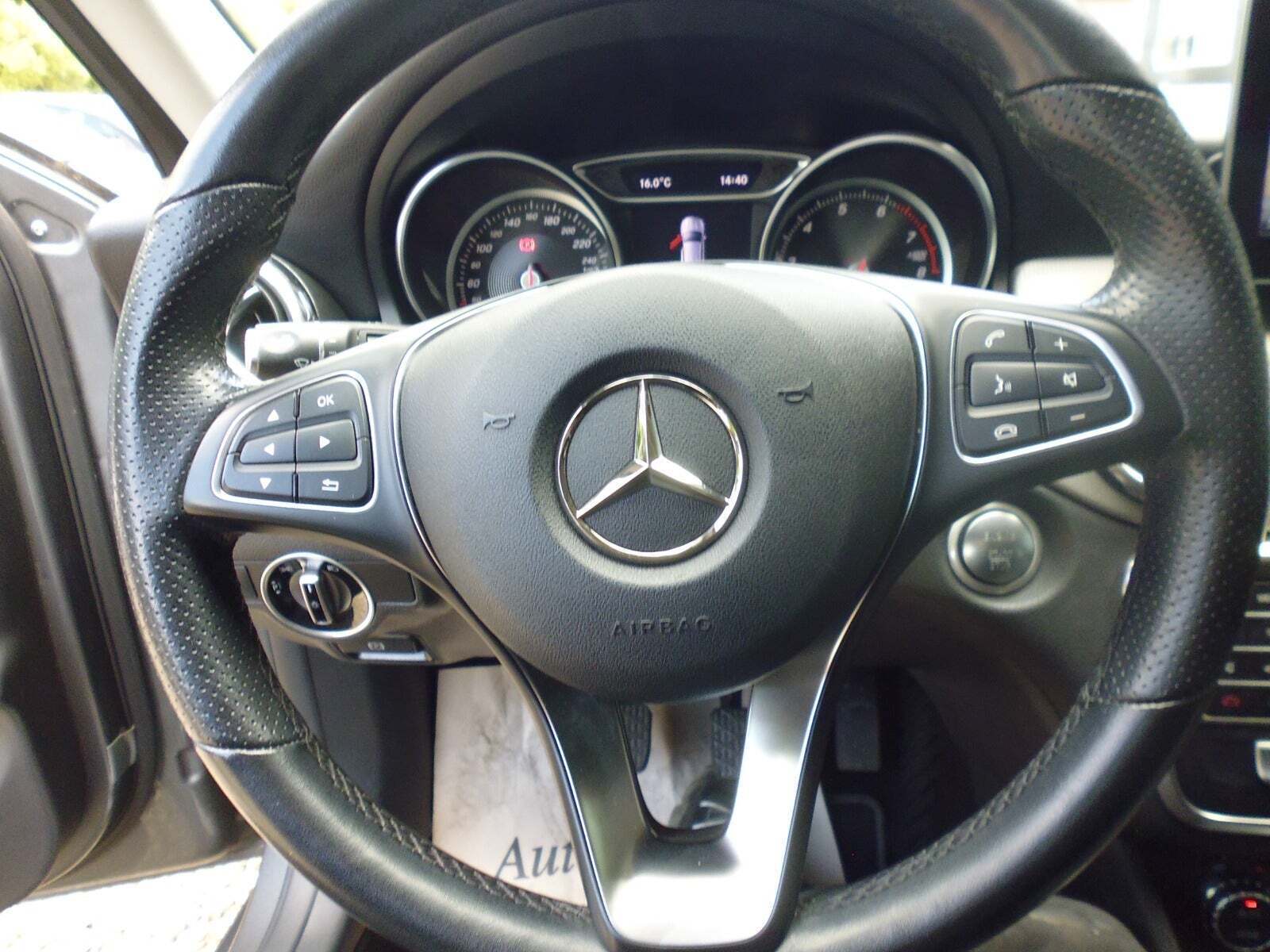 undefined Mercedes GLA200 fra 2019