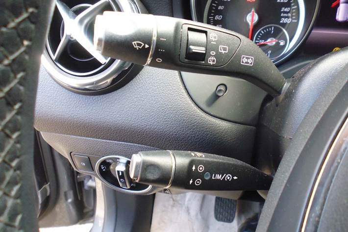 undefined Mercedes GLA200 fra 2019