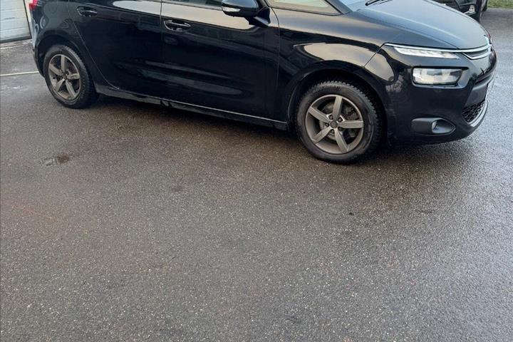 undefined Citroën C4 Picasso fra 2013 set udefra