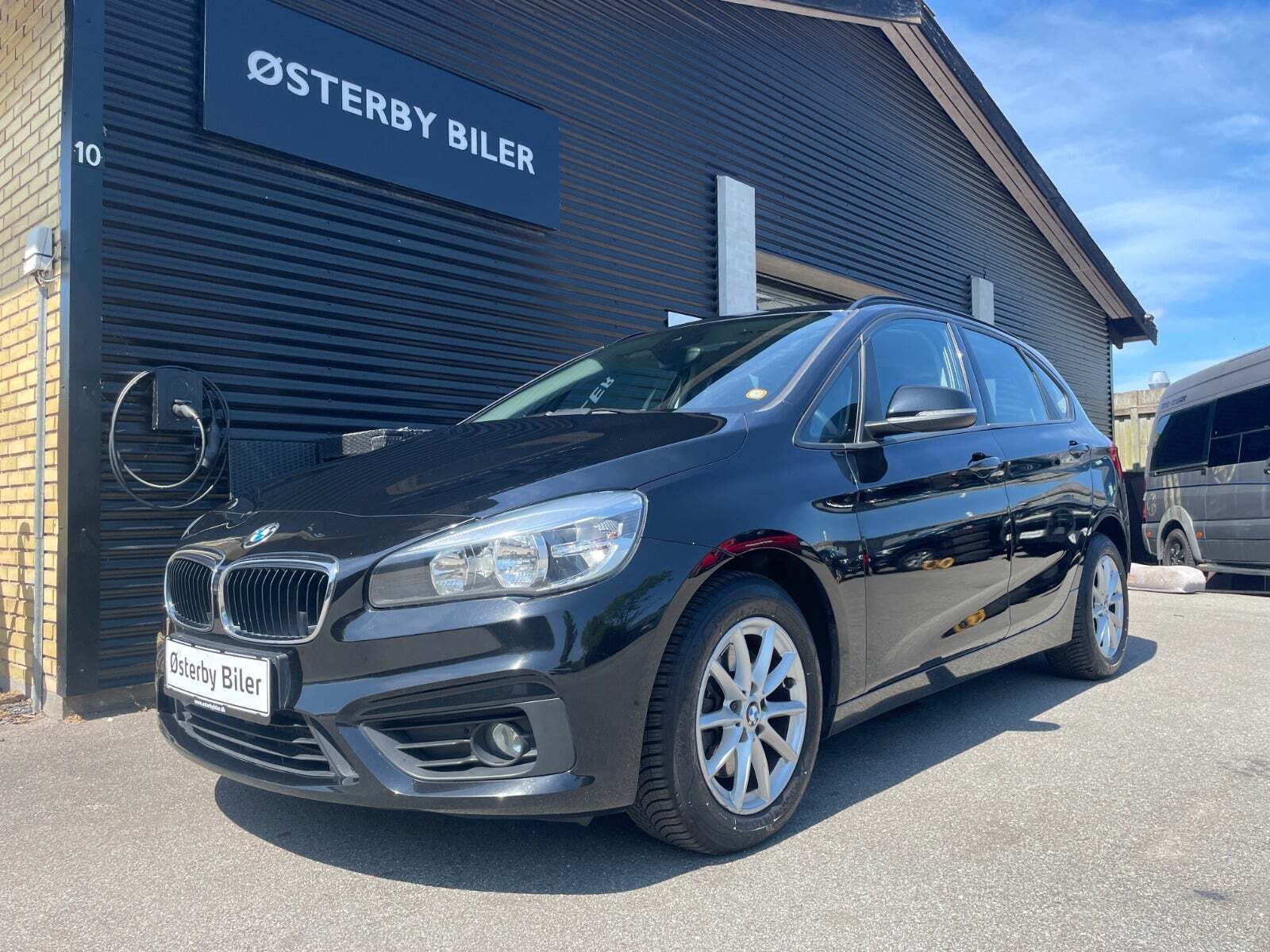 Sort BMW 218i fra 2015