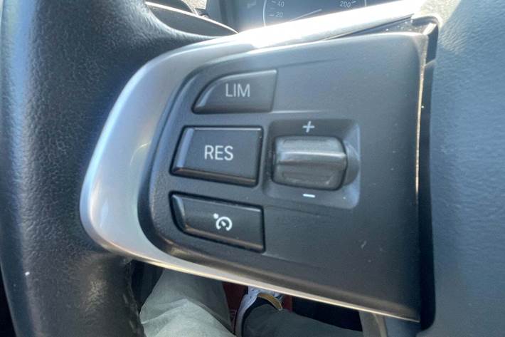 Sort BMW 218i fra 2015