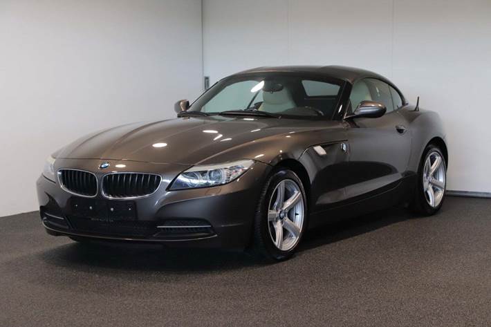 Brun BMW Z4 fra 2010