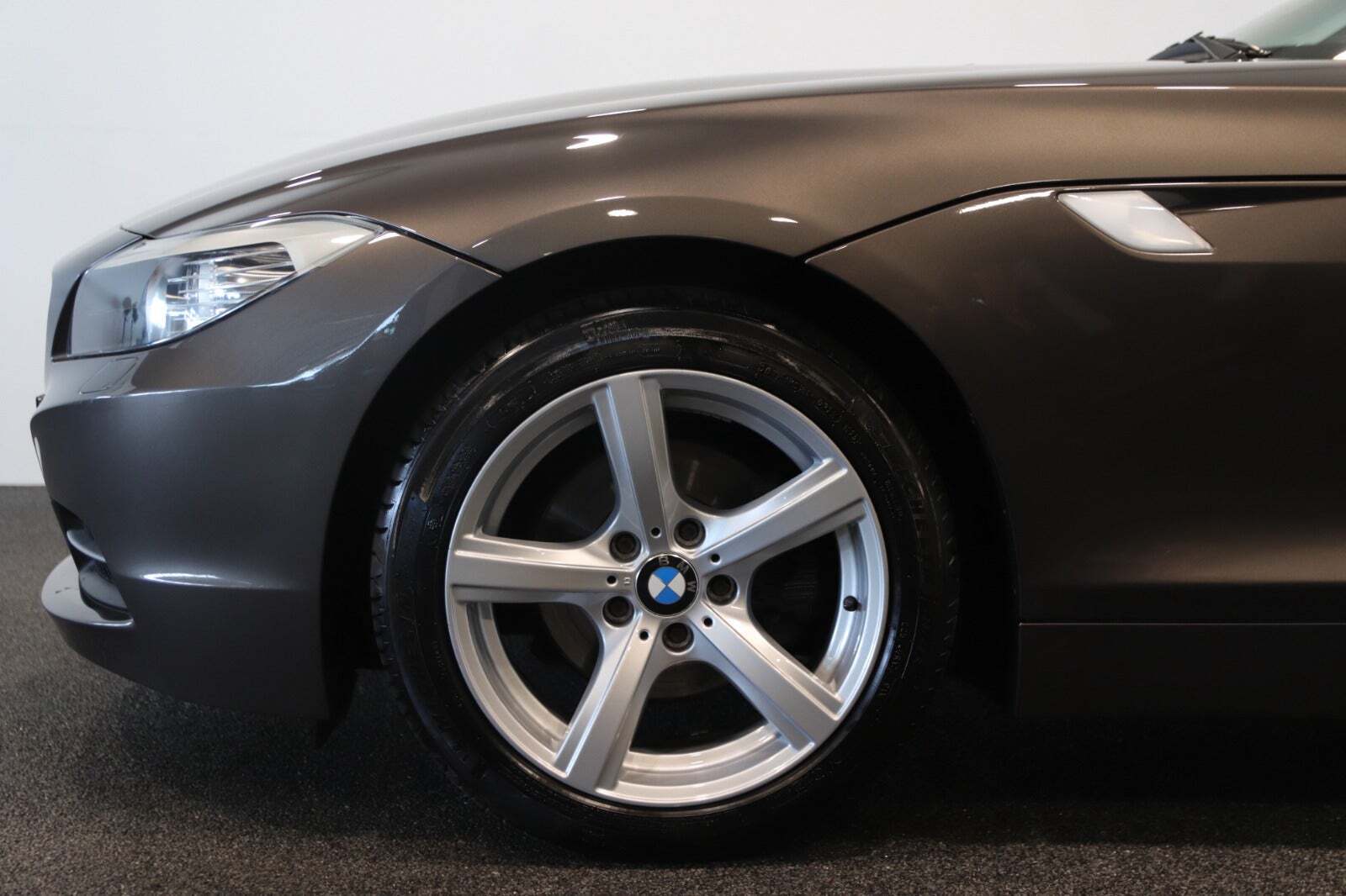 Brun BMW Z4 fra 2010