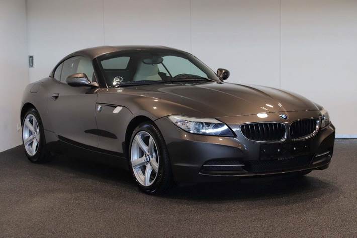 Brun BMW Z4 fra 2010