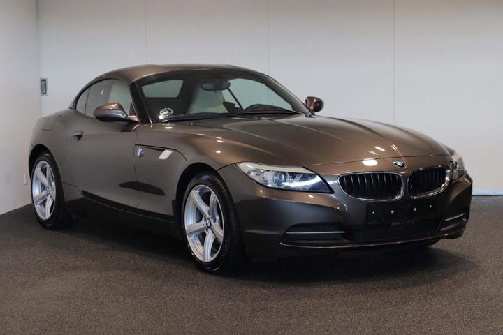 Brun BMW Z4 fra 2010