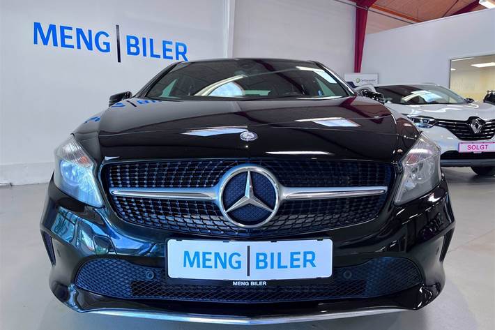 Sort Mercedes A200 d fra 2015