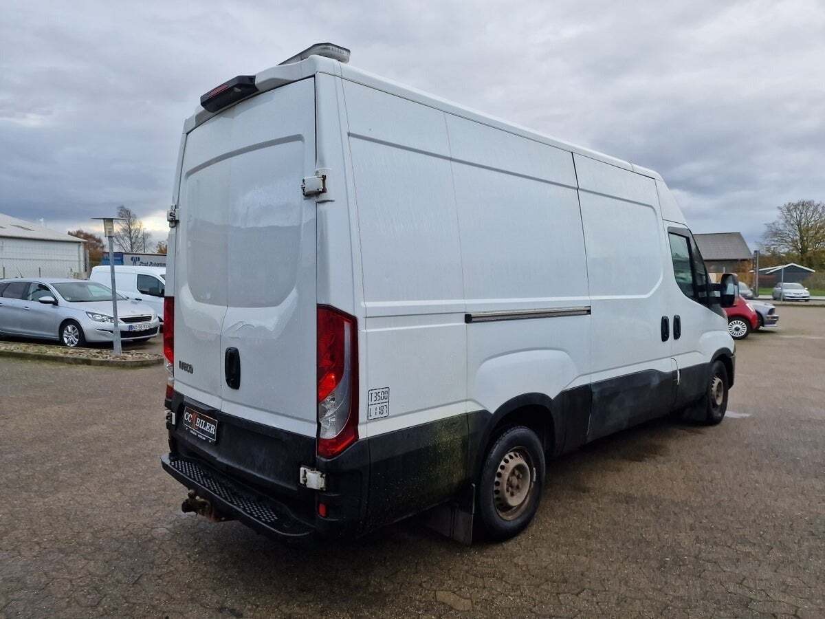 Iveco Daily 3,0 35C17 12m³ Van AG