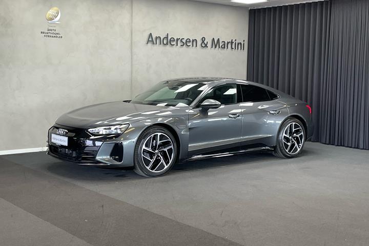 Grå Audi e-tron GT fra 2022