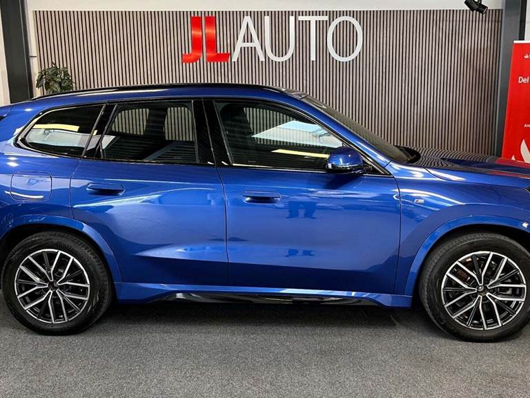 BMW iX1 xDrive30 M-Sport