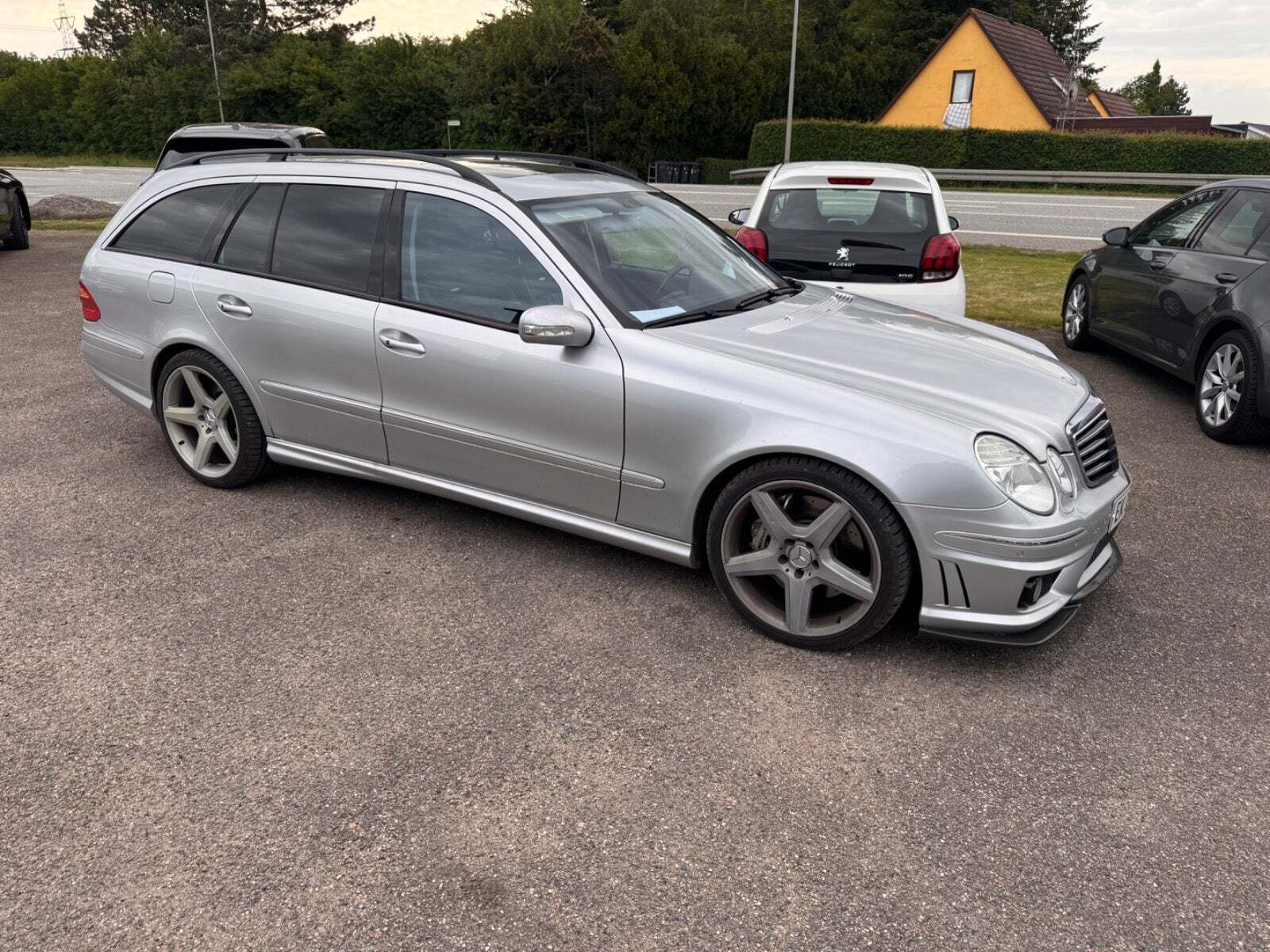 Mercedes E55 5,4 AMG stc. aut.