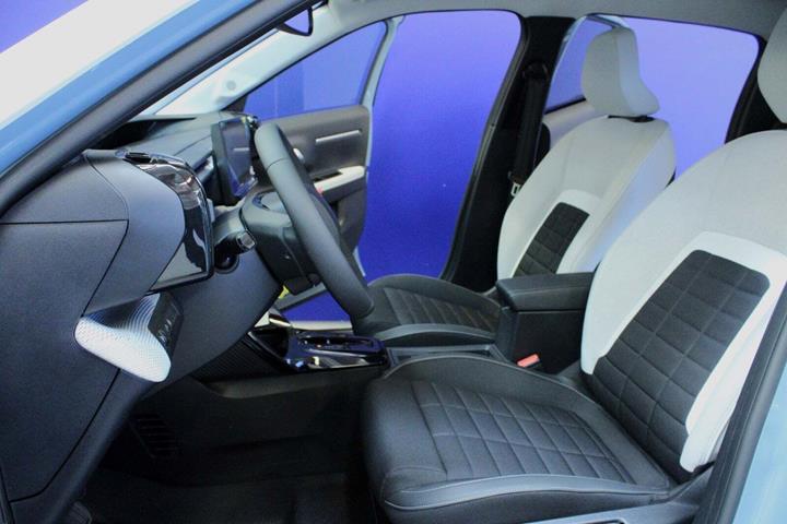 Blå Citroën ë-C3 fra 2024