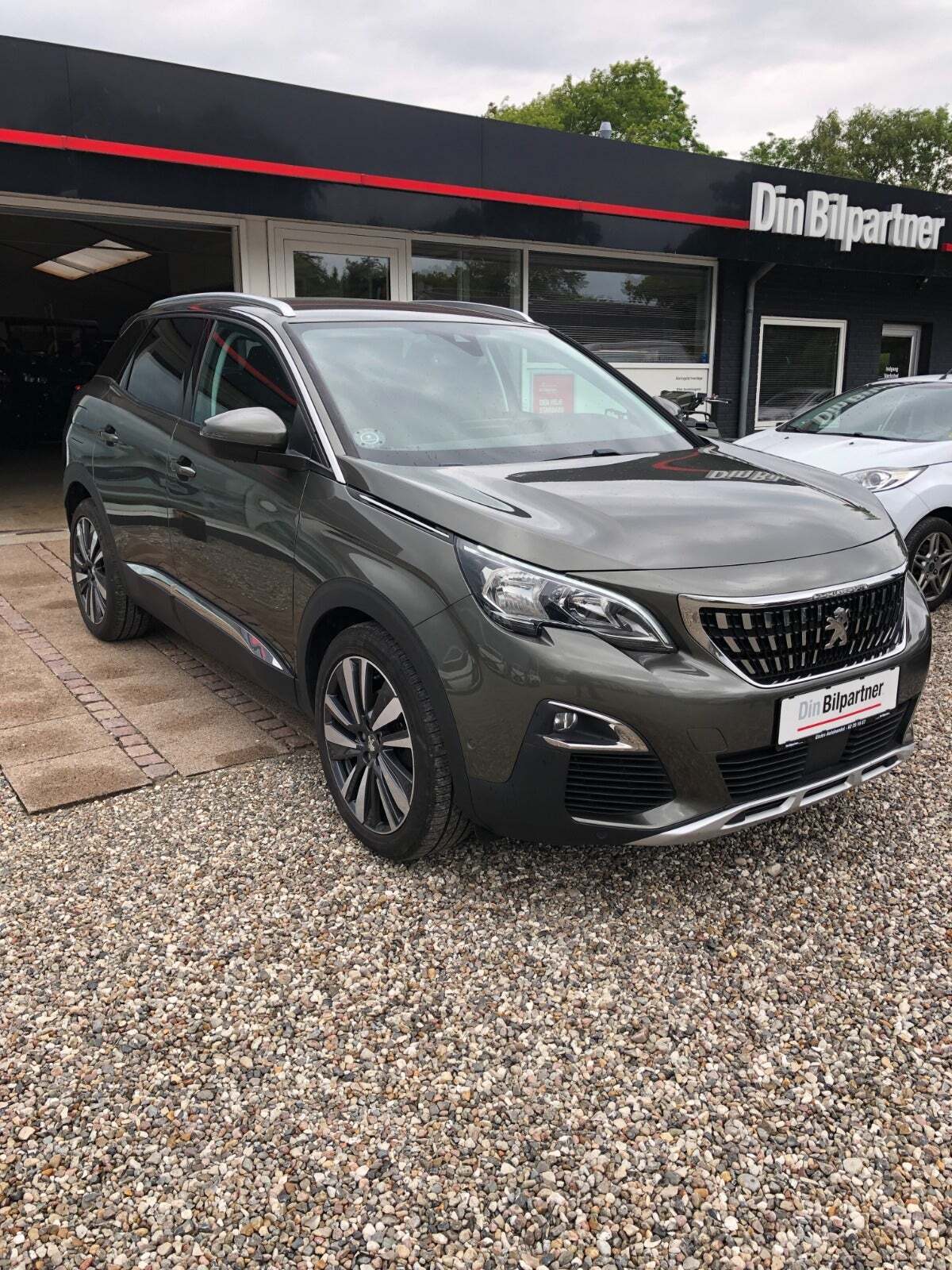 Peugeot 3008 1,2 PureTech 130 Allure LTD