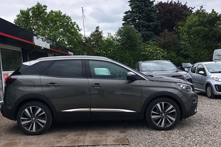 undefined Peugeot 3008 fra 2019