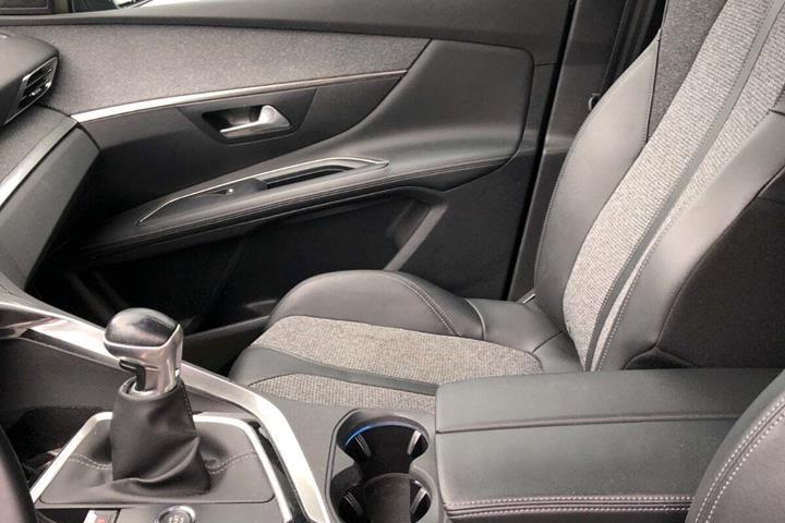 undefined Peugeot 3008 fra 2019