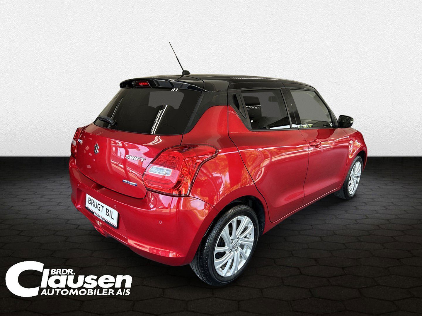 Rød Suzuki Swift fra 2021