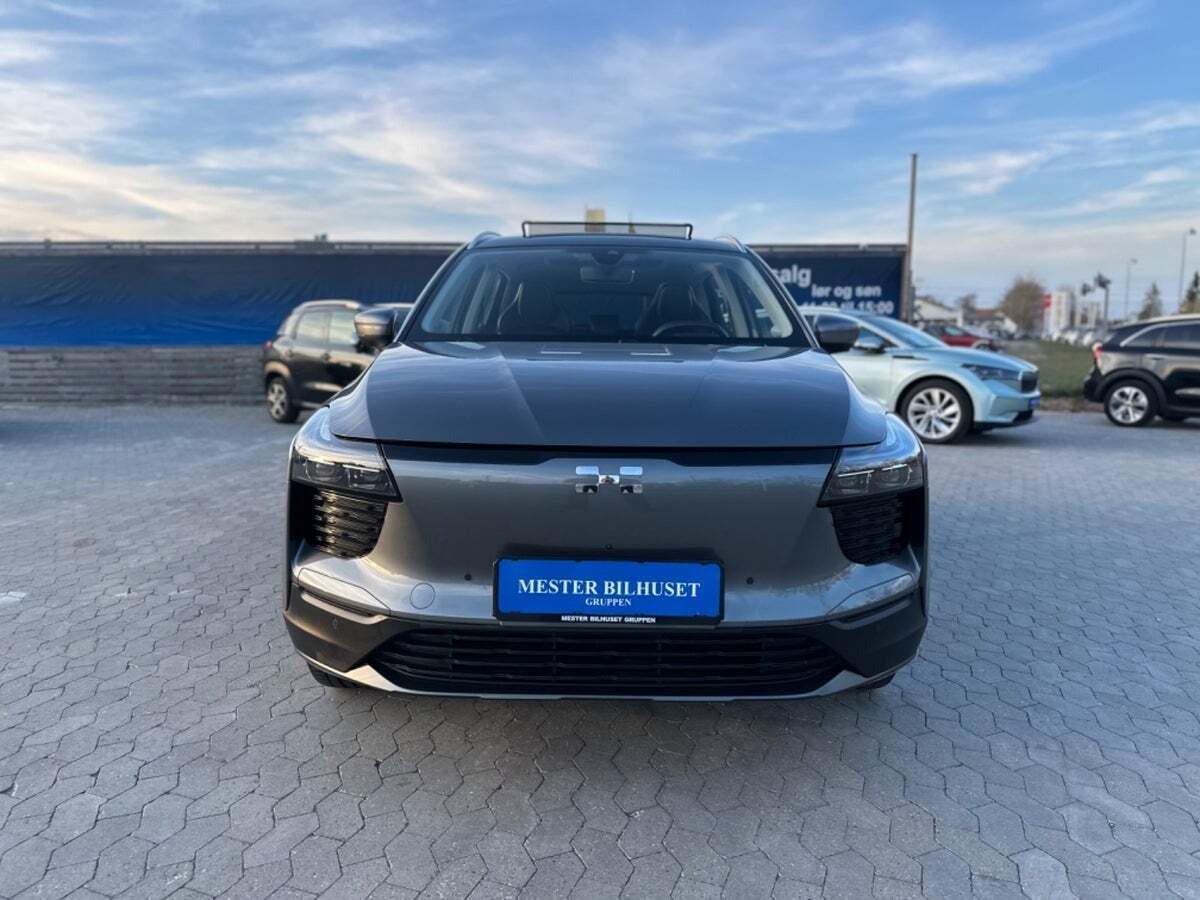 Grå Aiways U5 fra 2023