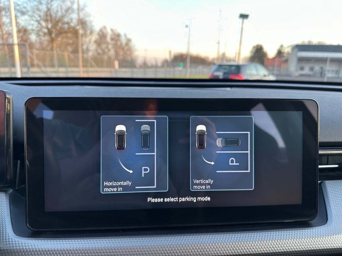 Grå Aiways U5 fra 2023