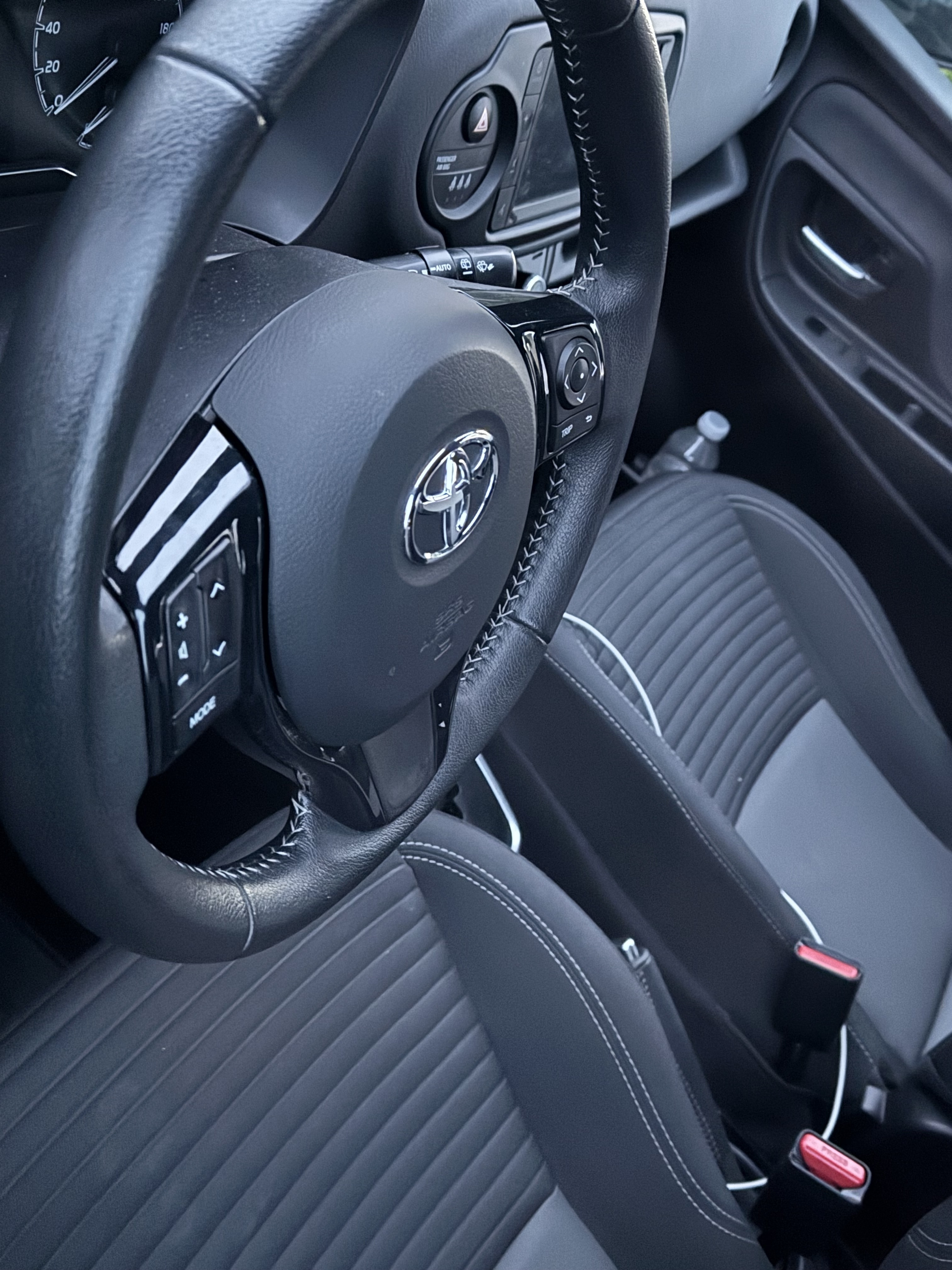 Toyota Yaris 1,5 Hybrid (100 hk) aut. gear