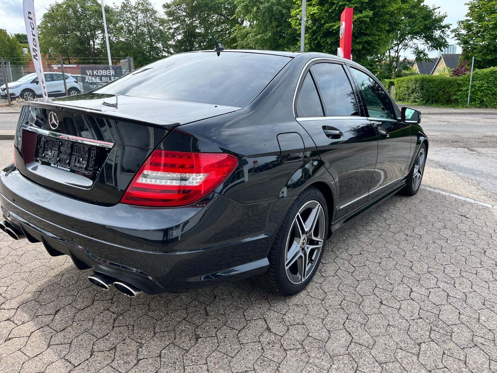 Mercedes C180