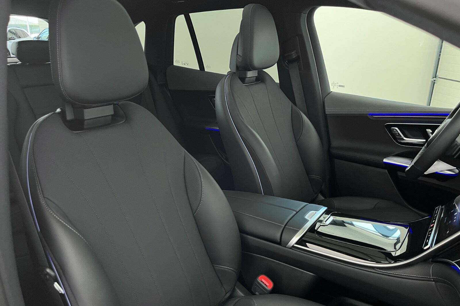 Mercedes EQE300 SUV Avantgarde