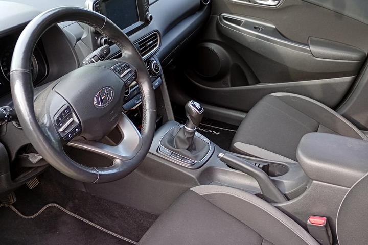 Gul Hyundai Kona fra 2019