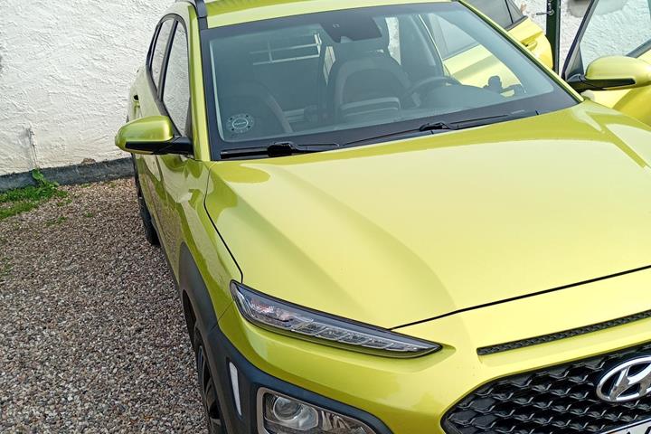 Gul Hyundai Kona fra 2019