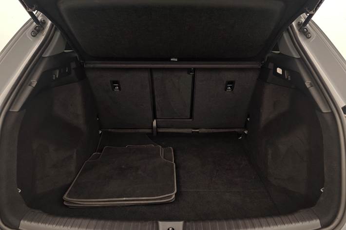 Grå Audi Q4 fra 2021