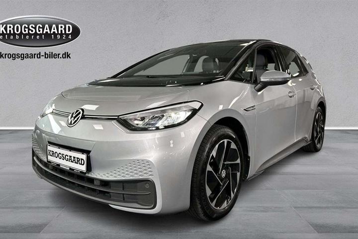 Sølv VW ID.3 fra 2021 set udefra