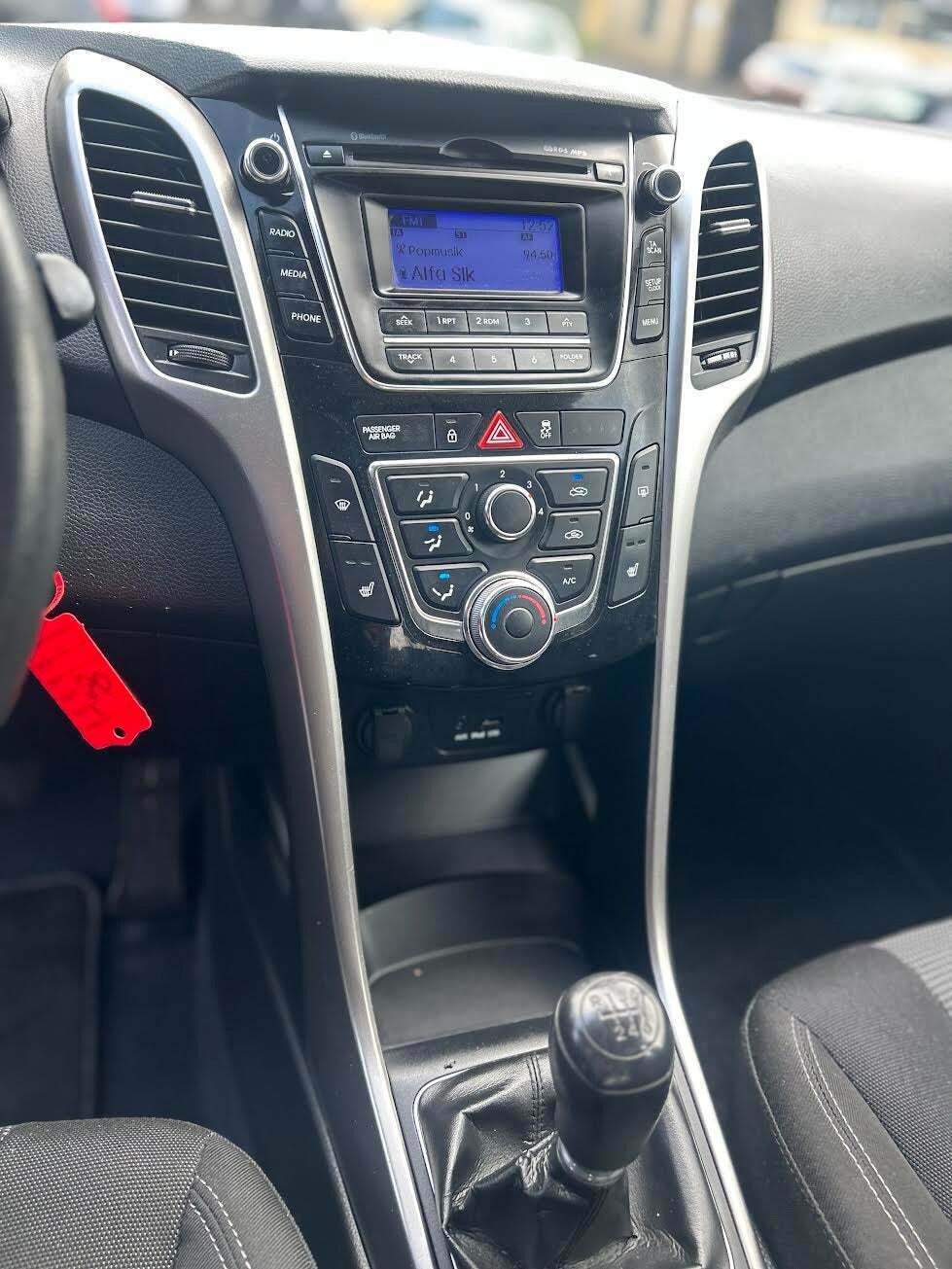 Sort Hyundai i30 fra 2012