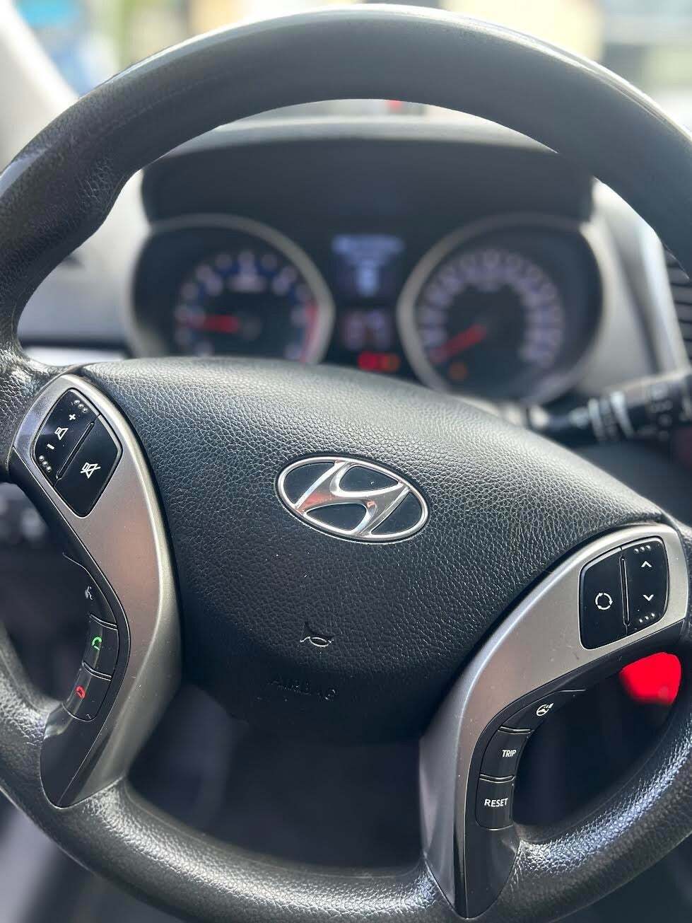 Sort Hyundai i30 fra 2012