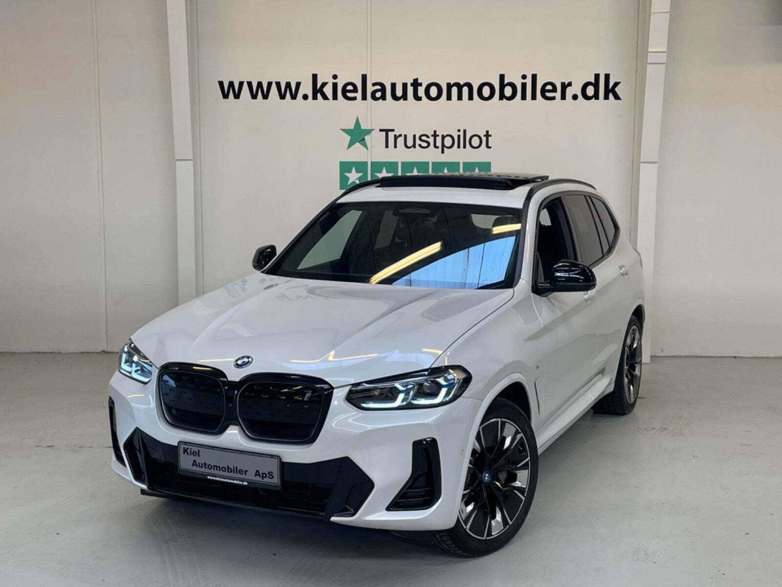 undefined BMW iX3 fra 2022 set udefra
