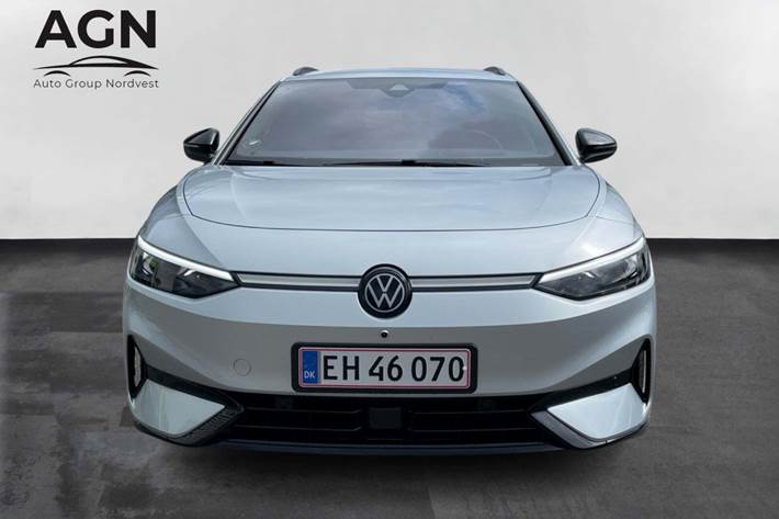 Sølv VW ID.7 fra 2025