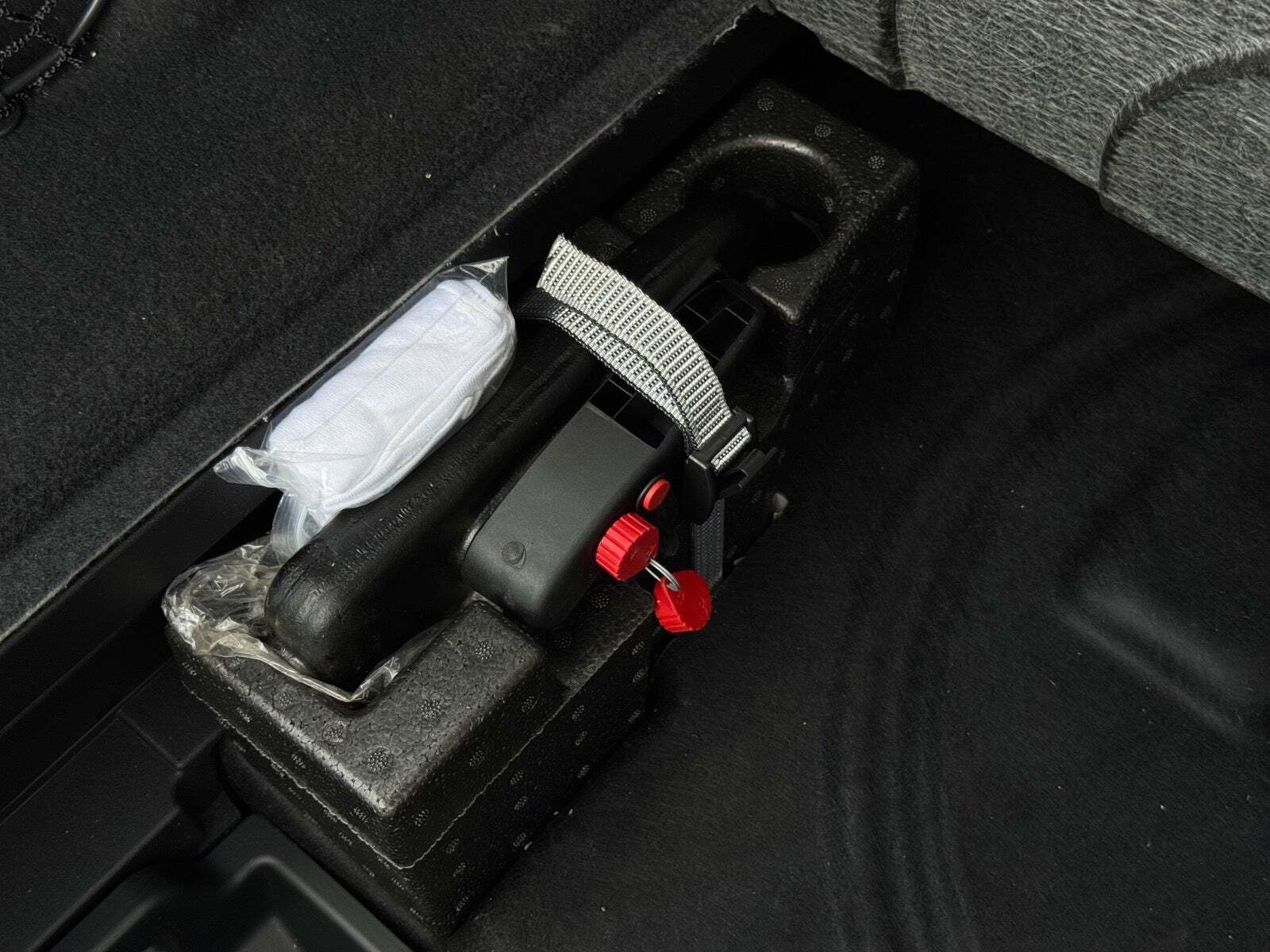 Sort Audi e-tron fra 2022