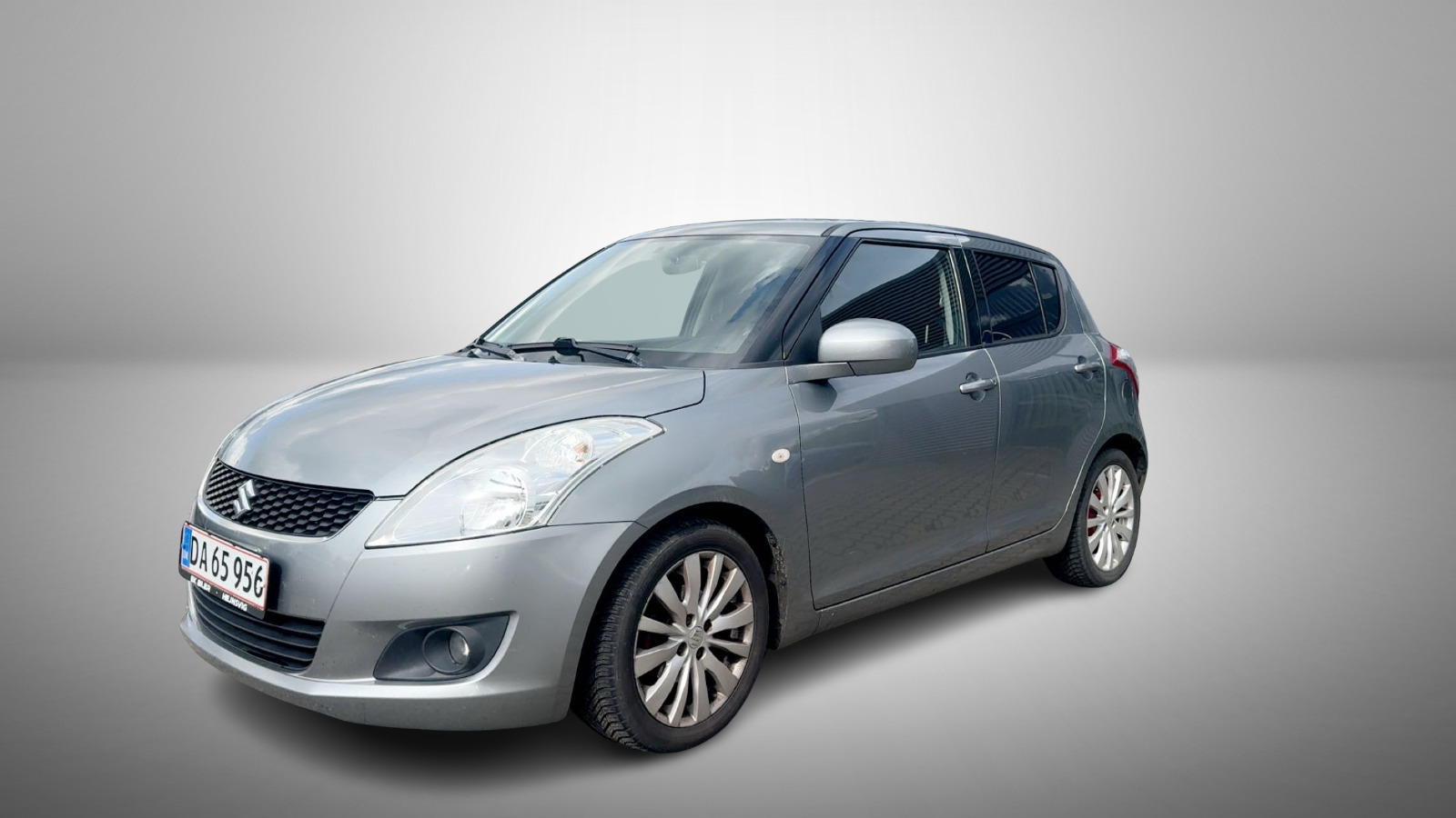 undefined Suzuki Swift fra 2012 set udefra