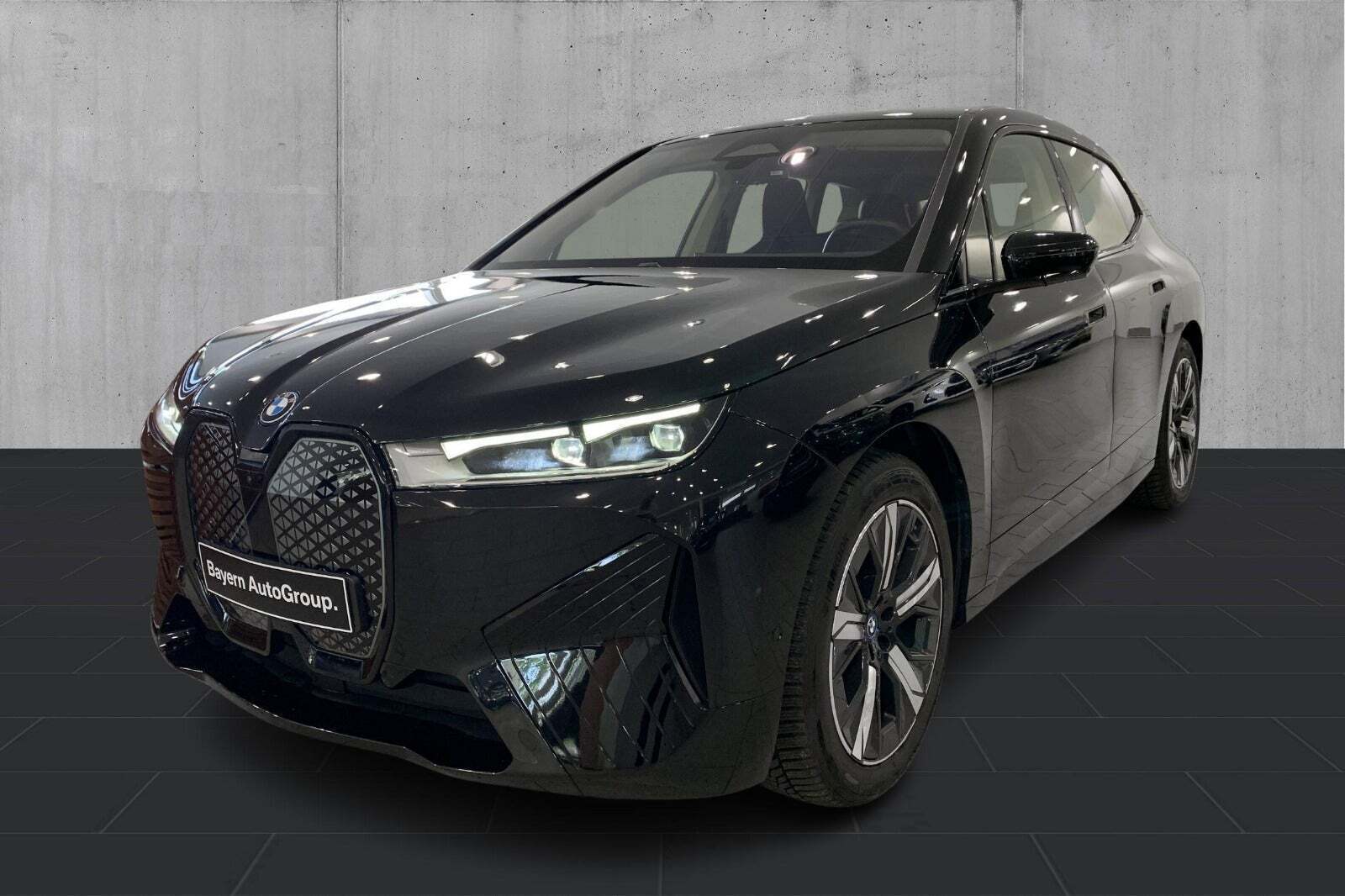 undefined BMW iX fra 2023 set udefra