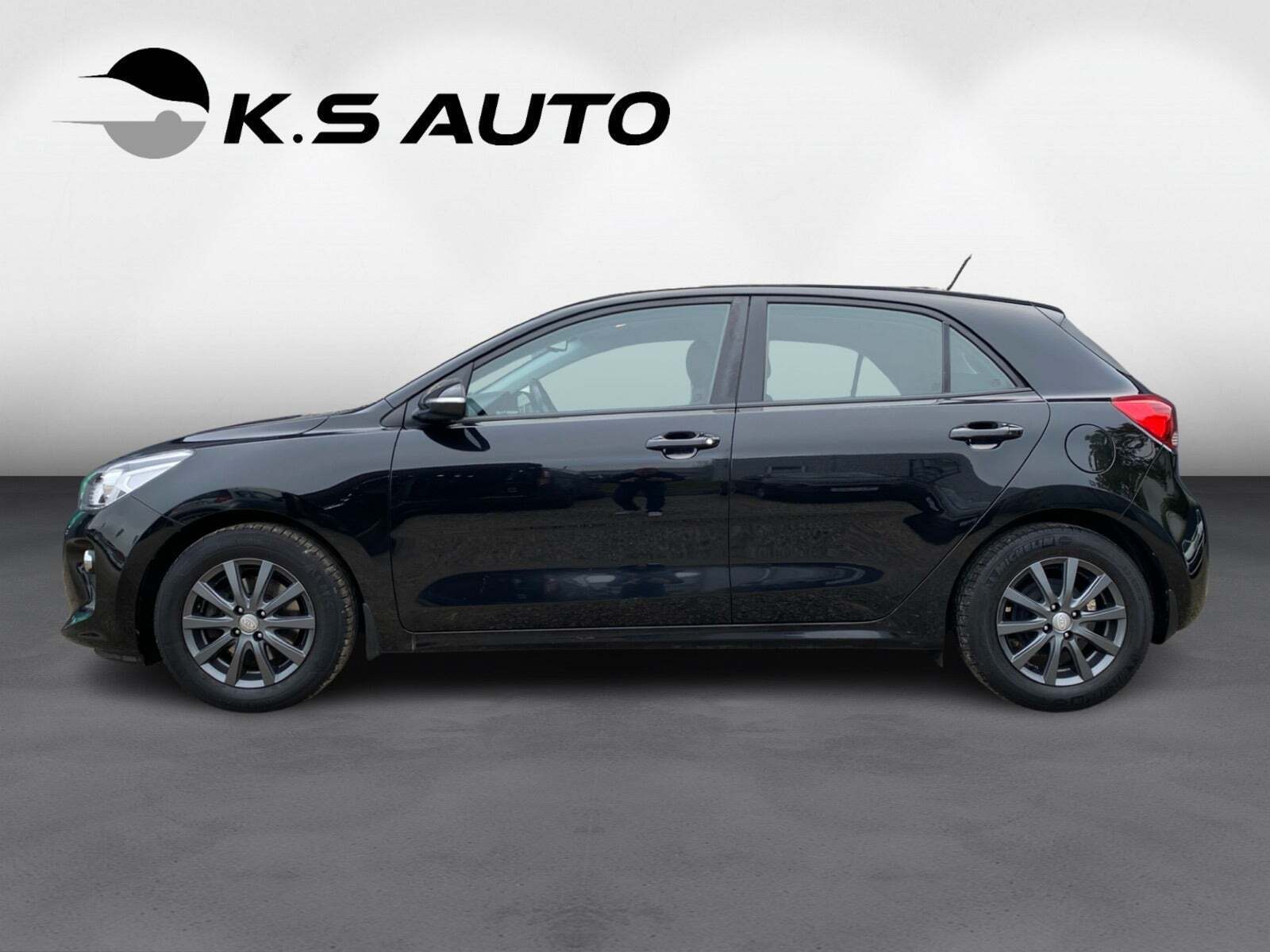 Sort Kia Rio fra 2017