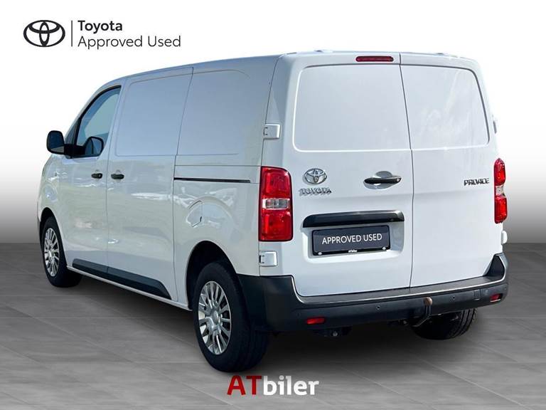 Toyota ProAce 2,0 Medium D Comfort Master m/ To skydedør 144HK Van 8g Aut.